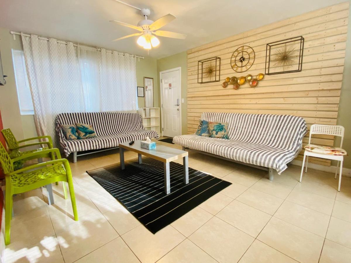 Apartment Beachfront House *
