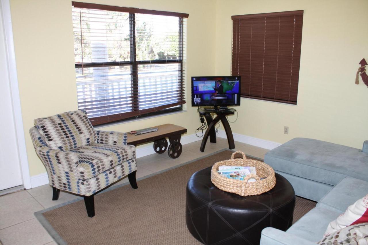 The Anna Maria Island Castaway 1 Holiday home