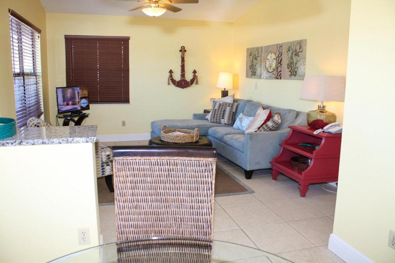 Holiday home The Anna Maria Island Castaway 1 *