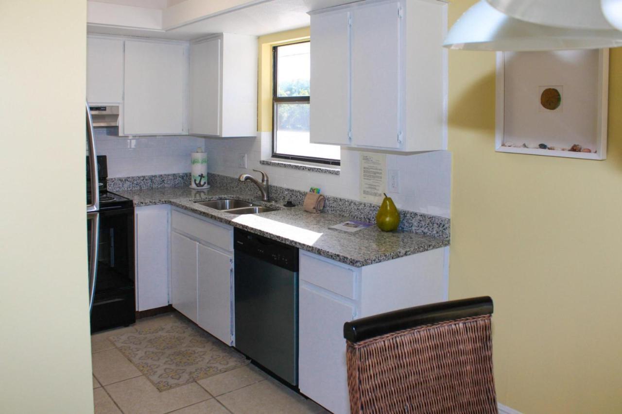 The Anna Maria Island Castaway 1
