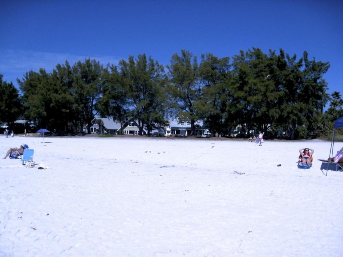 Apartment The Anna Maria Island Castaway 2 Holmes Beach