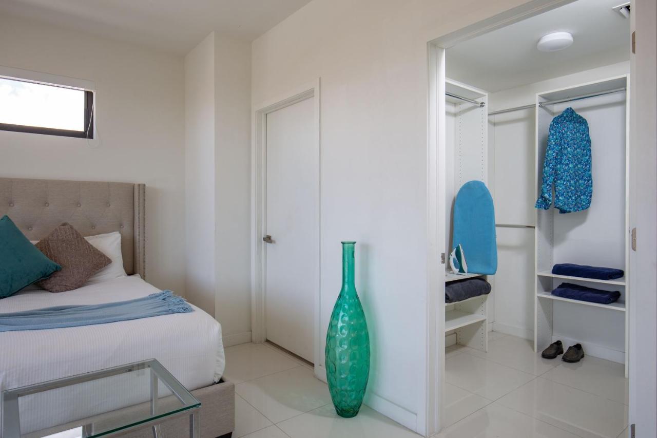 Apartment Moderno Residences By Bay Breeze Bay Harbor Islands