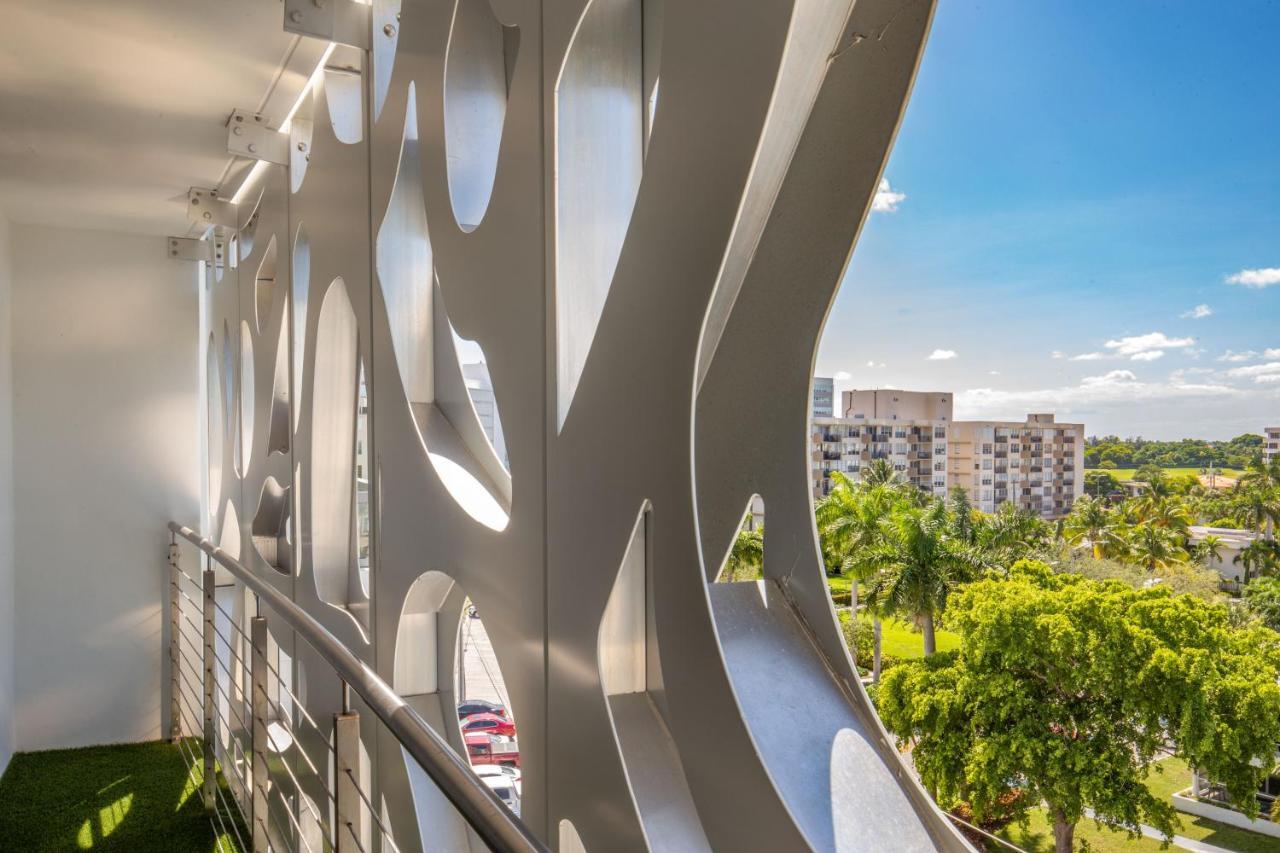 Acqua Bay Luxury Bay Harbor Islands