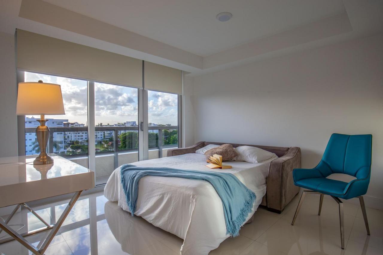 Acqua Bay Luxury Apartment Bay Harbor Islands