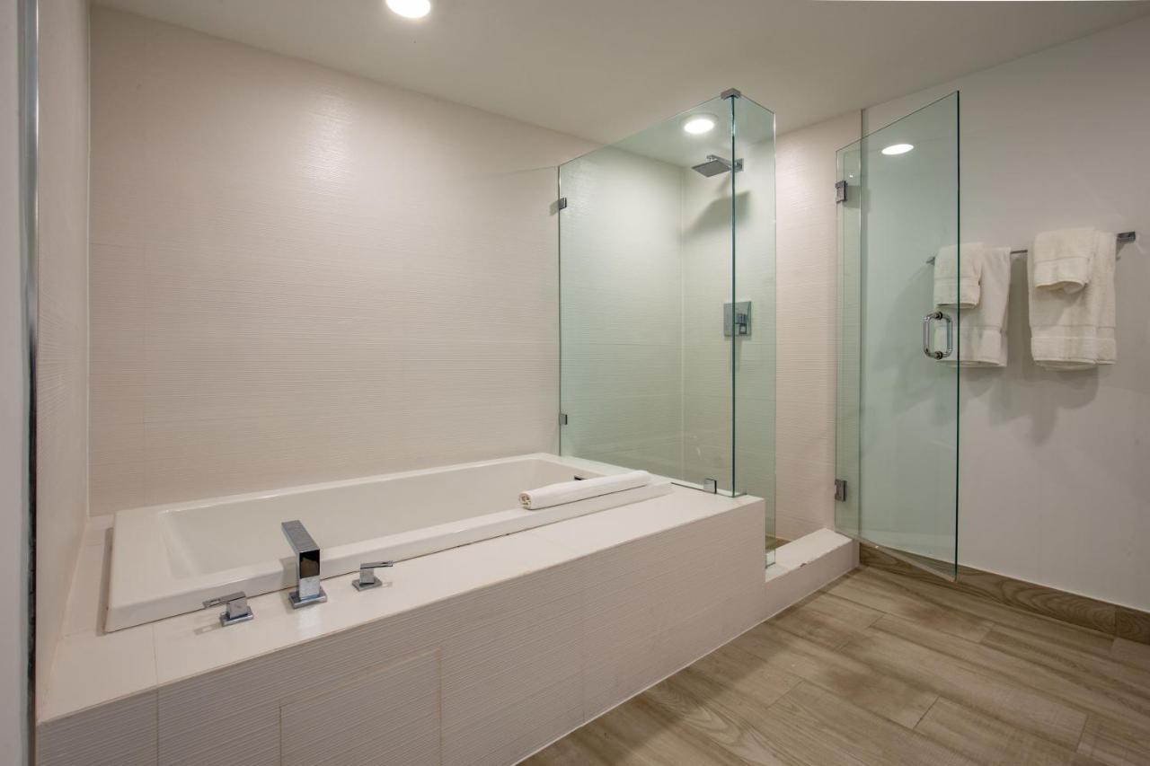 Acqua Bay Luxury Apartment *