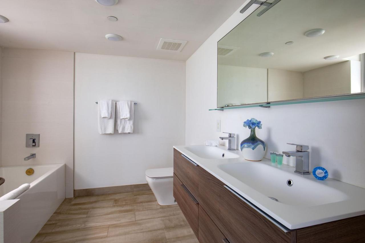 Acqua Bay Luxury Bay Harbor Islands