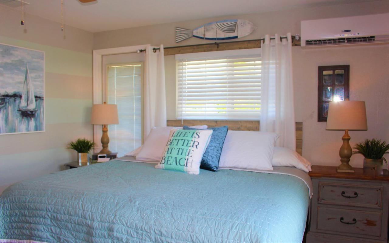 Latitude 26 Waterfront Boutique - Inn