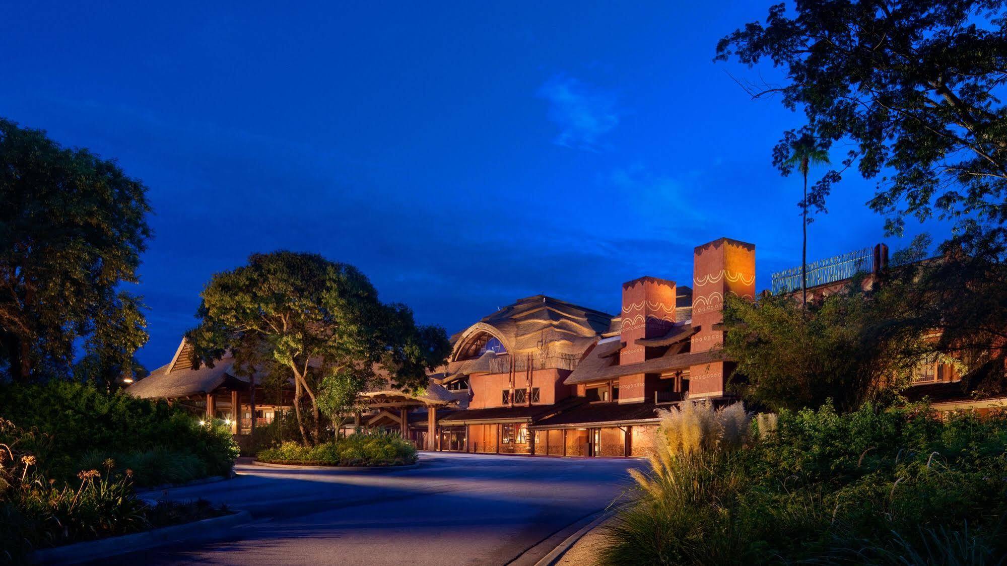 Disney's Animal Kingdom - Jambo House Hotel Celebration