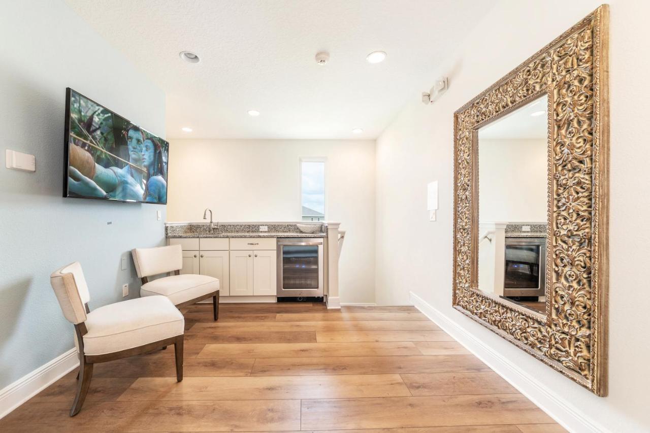 Spacious By Rentyl Near With Private Pool, Movie Room, Air Hockey Table & Amenities - 530b * Orlando