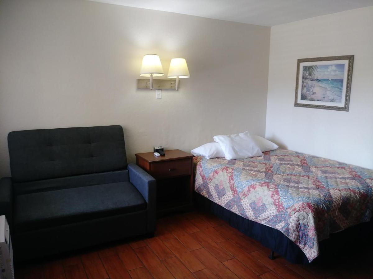 Palm Breeze Hotel 3* Lake Worth Beach