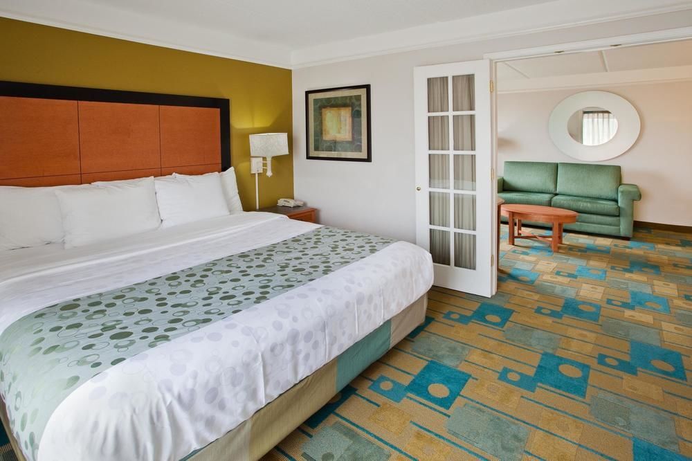 La Quinta & By Wyndham Hotel