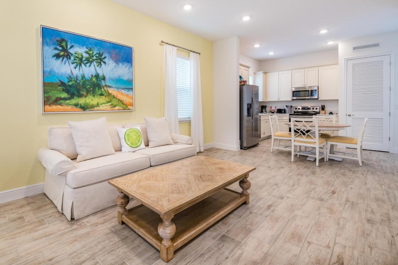 Holiday home Premium Near With Private Hot Tub Margaritaville Access - 3025la *