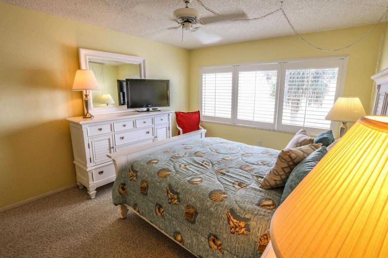 Holiday home Strandview Tower 203 Fort Myers Beach