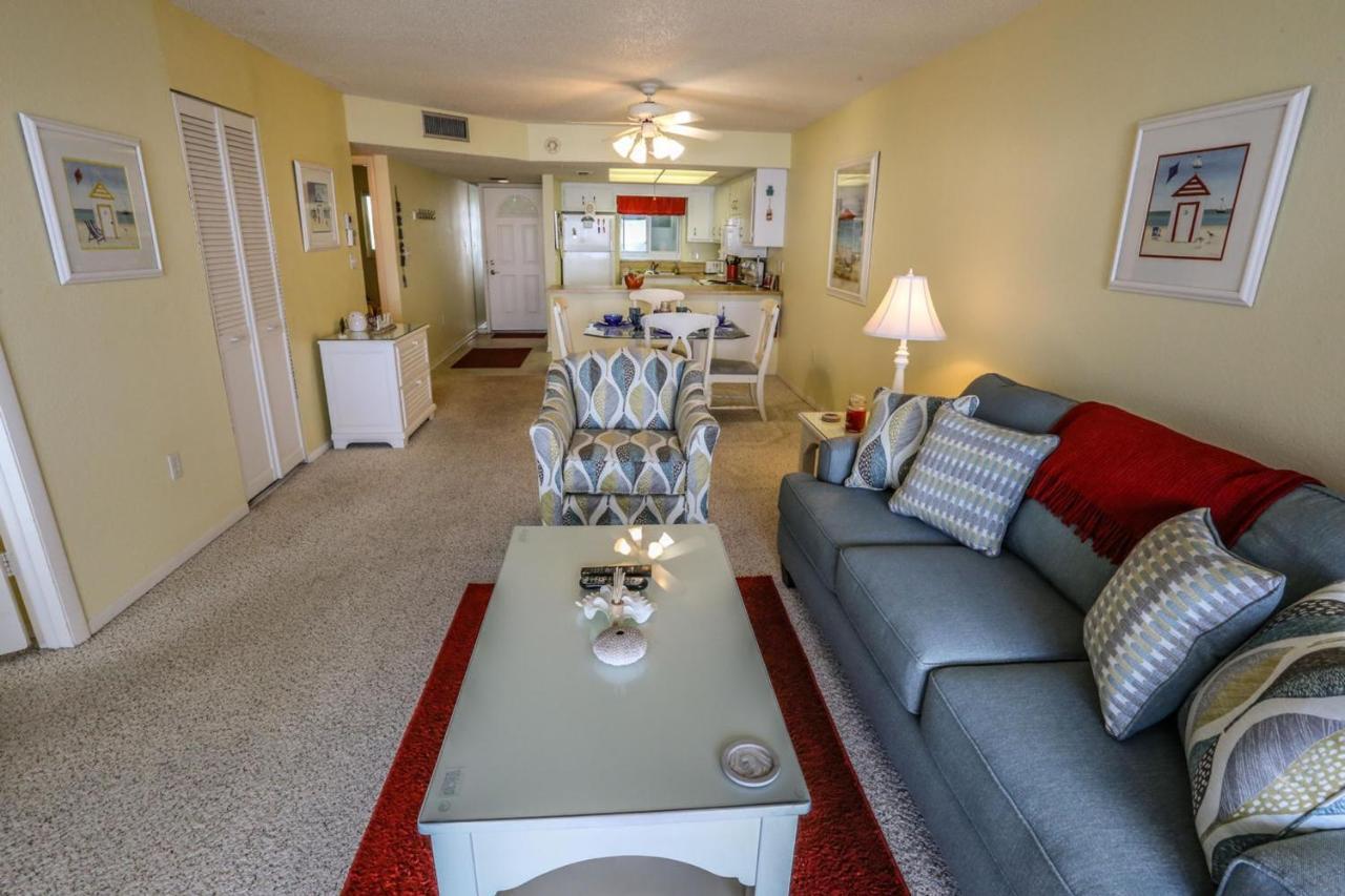 Holiday home Strandview Tower 203