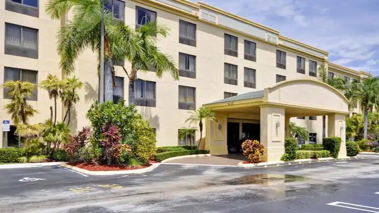 Hotel Hampton & Boynton 3*
