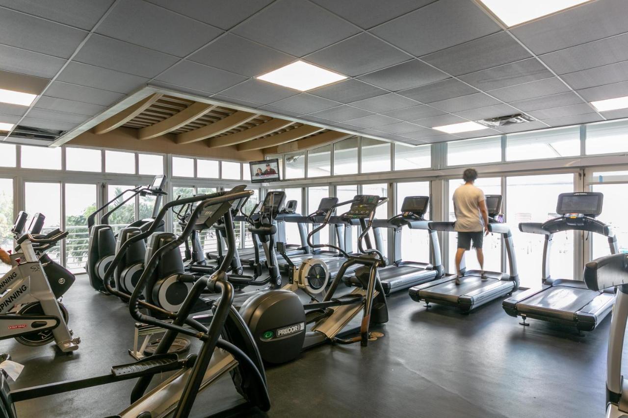 Ocean Breeze And Emerald Water Holiday home Doral