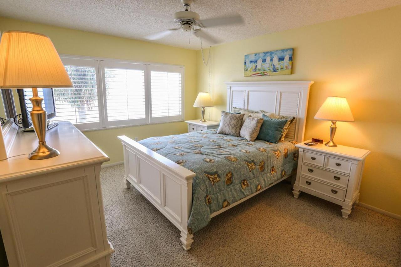 Strandview Tower 203 Holiday home Fort Myers Beach