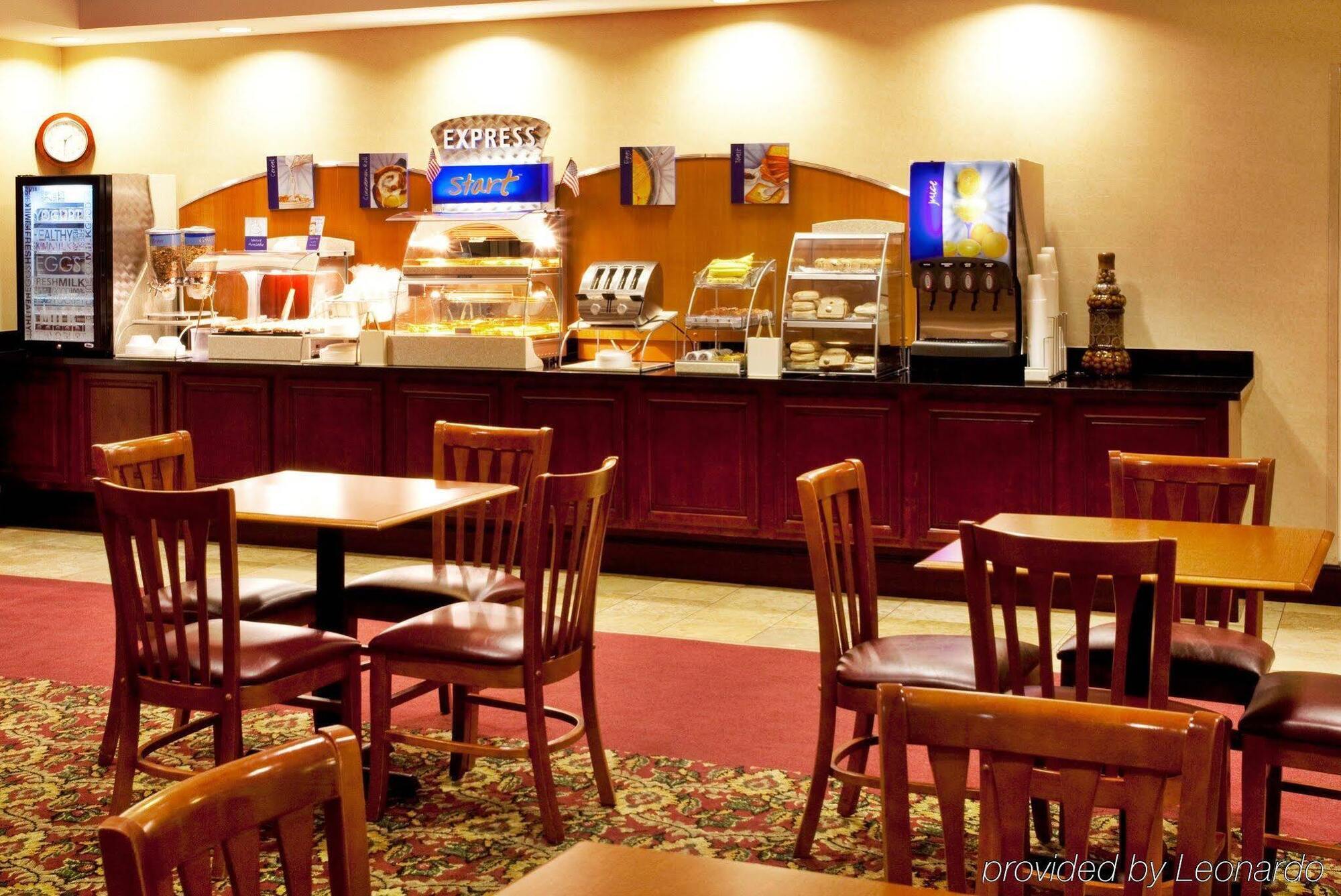 Hotel Express & West, An Ihg Brooksville