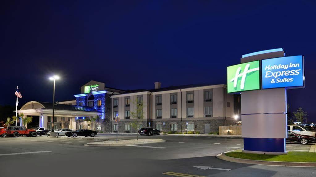 Hotel Fairfield & By Marriott Walton Hurlburt Area