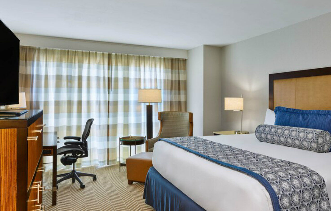 Hotel The Westshore Grand, A Tribute Portfolio Hotel, 4*