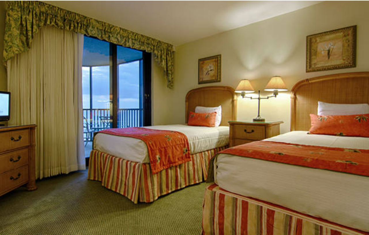 Resort Pointe Estero 3*