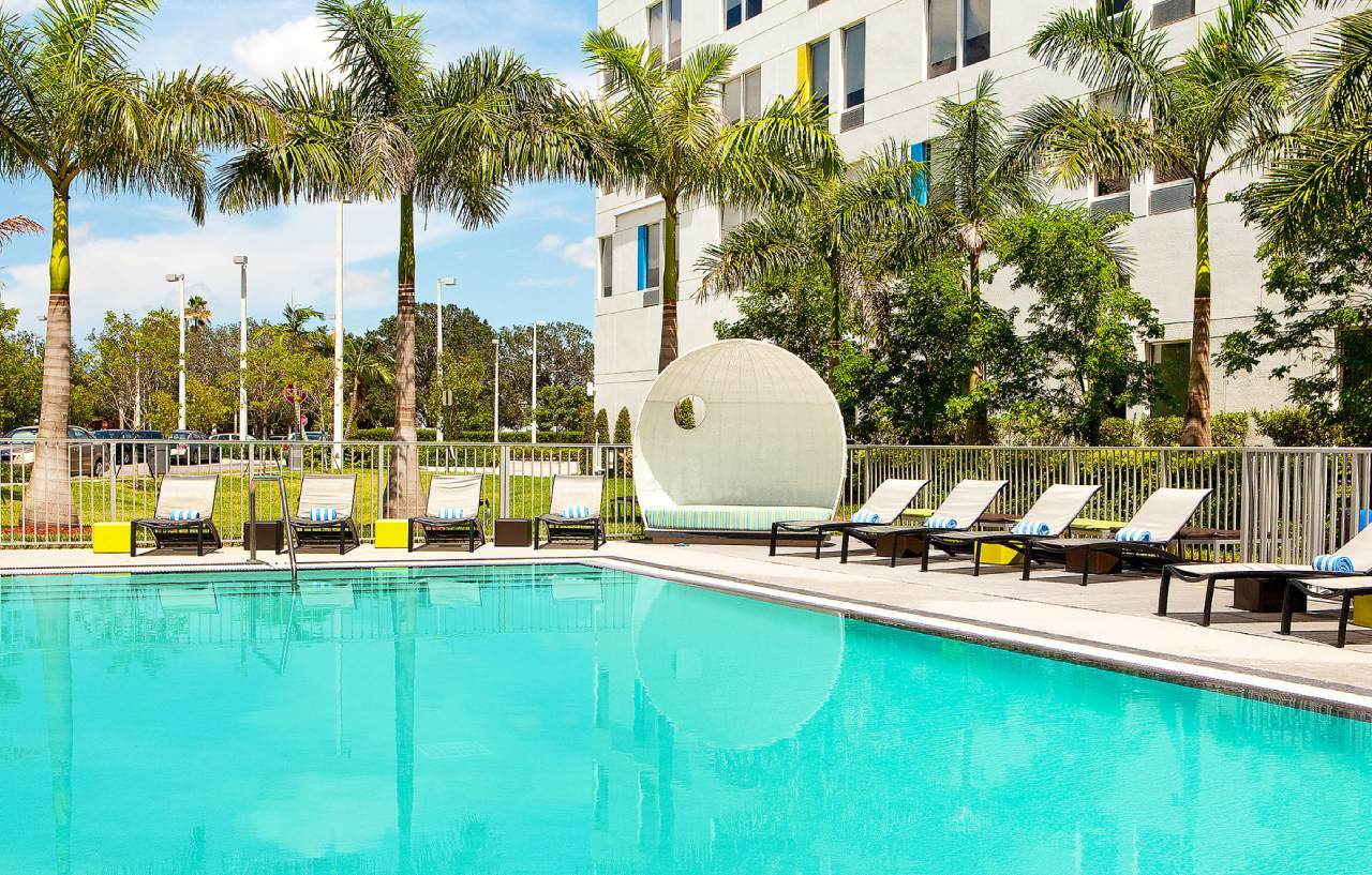 Aloft Miami 3*