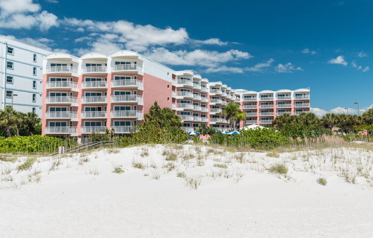 Hotel House By The Don Cesar