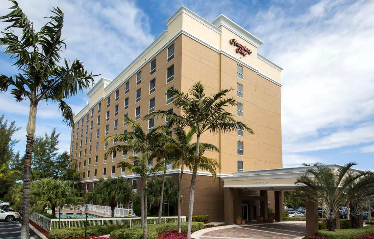 Hampton Hallandale Beach-aventura Hallandale Beach