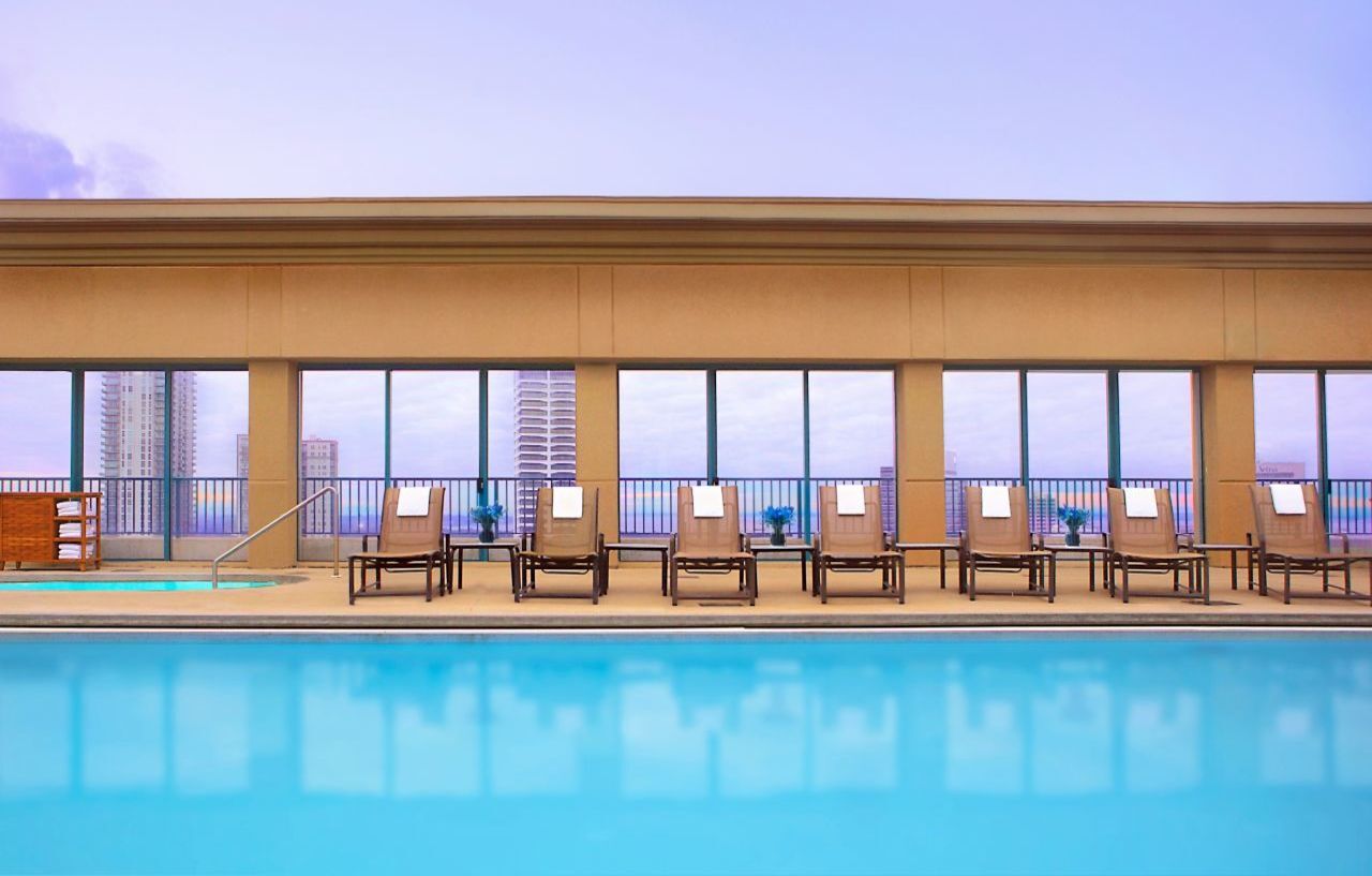 Hyatt Regency Riverfront Hotel 3*