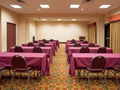 Hotel Express & By Ihg 2*