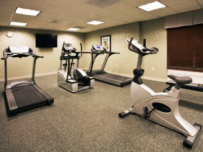 Express & Largo-clearwater By Ihg 2*