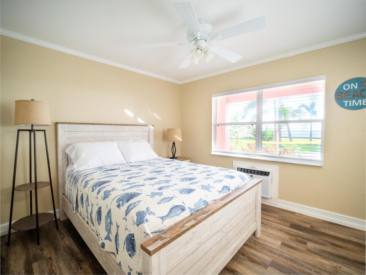 Caribbean Shores Waterfront Hotel 3*