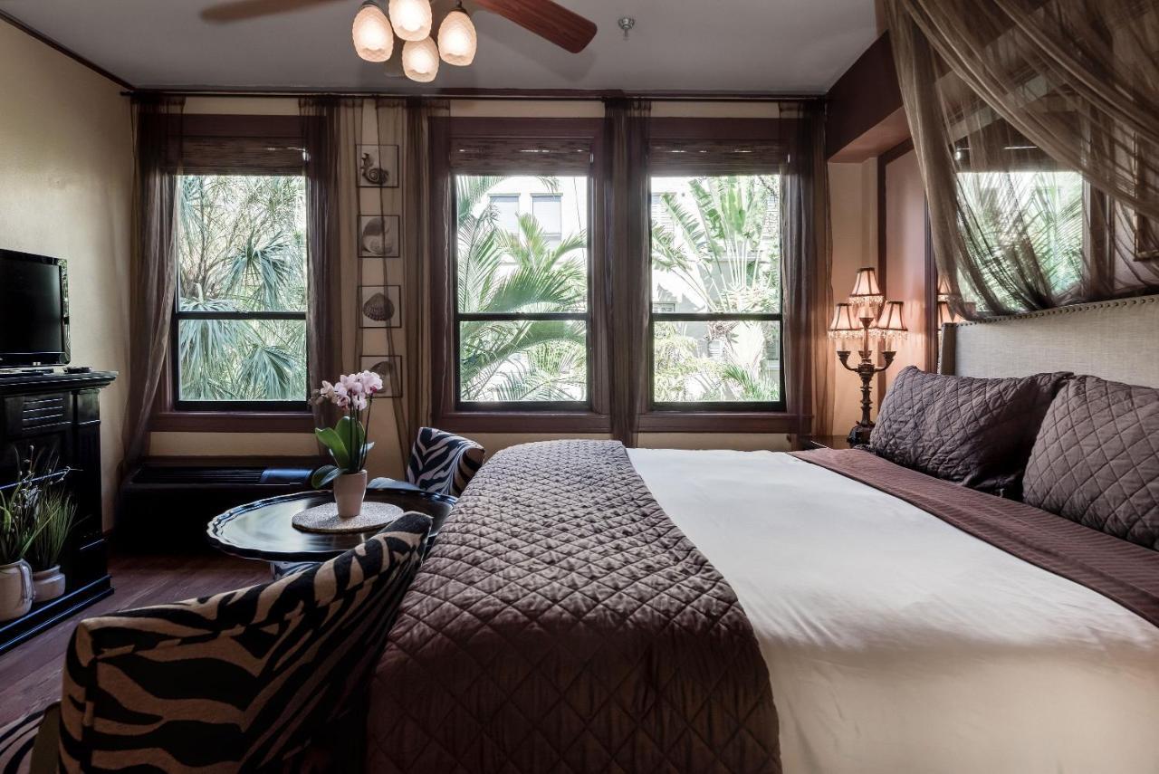 Hemingway At Palm Island Aparthotel 3*