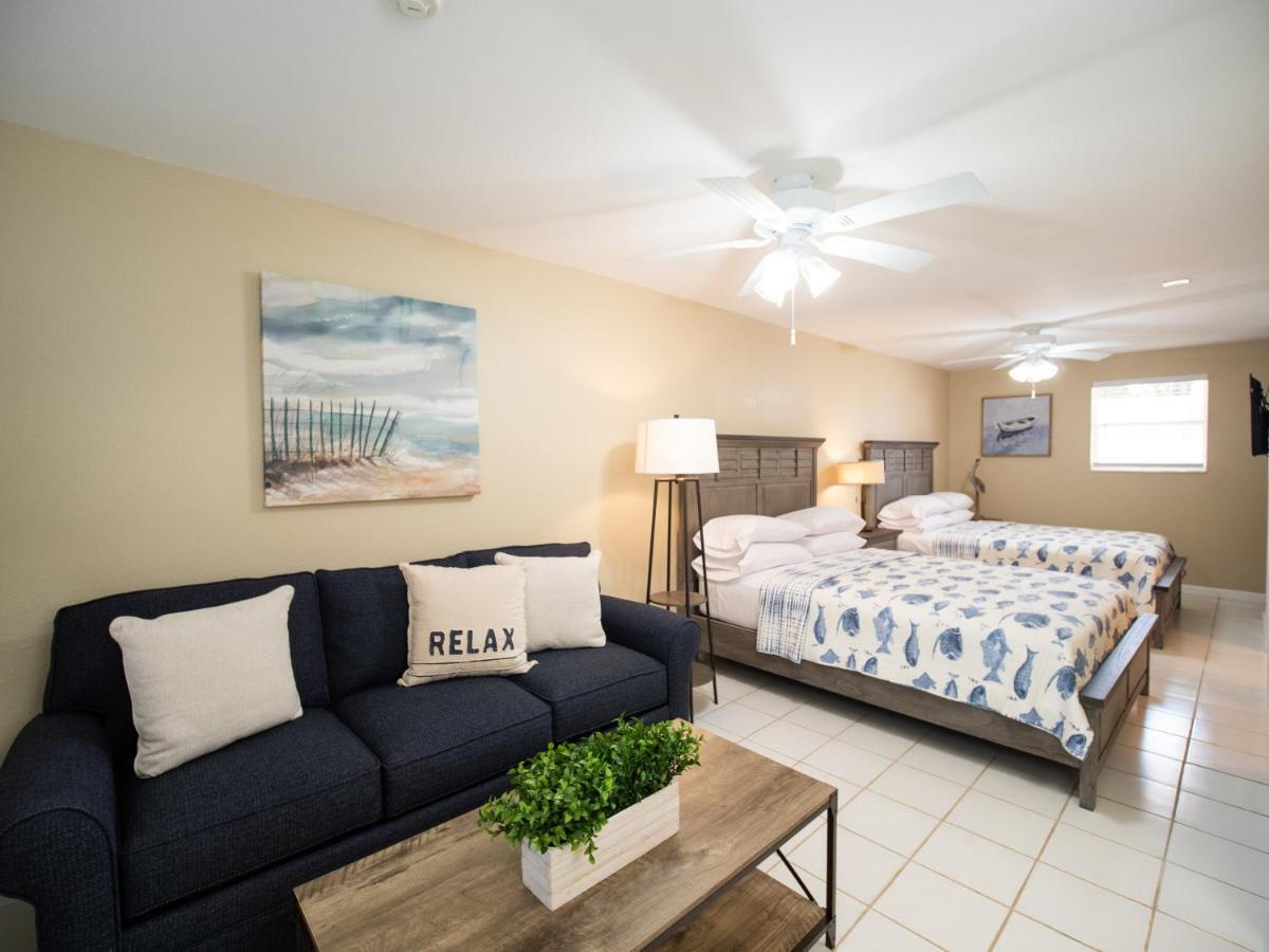 Caribbean Shores Waterfront Hotel