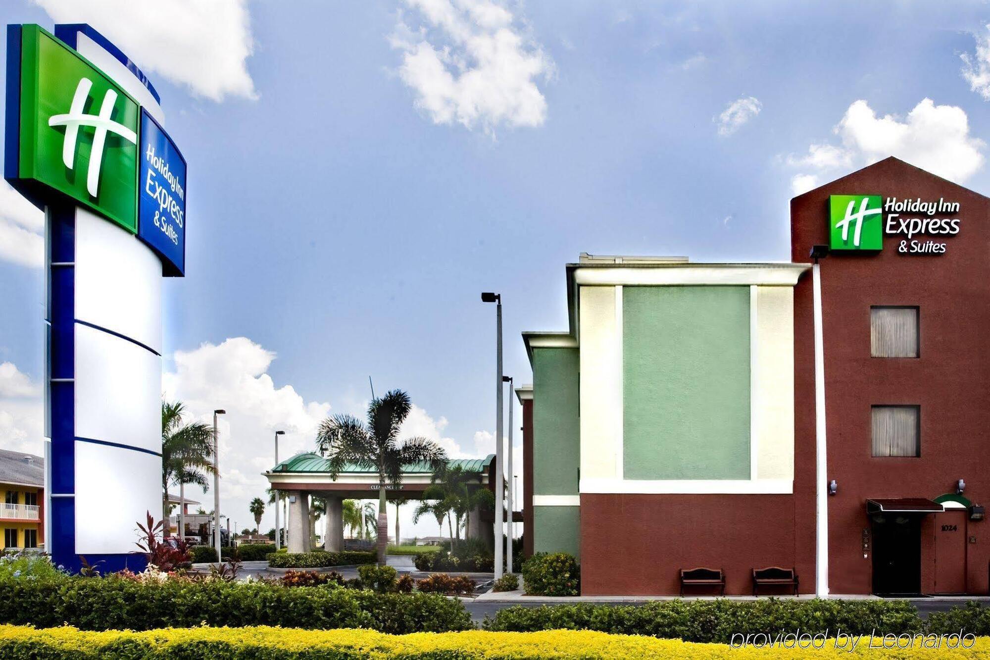 Hotel Express & By Ihg