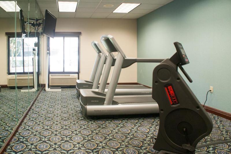 Express & Jacksonville-south By Ihg Hotel Jacksonville
