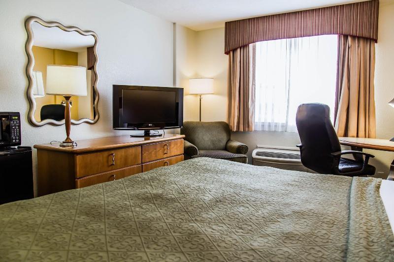 Hotel Spark By Hilton Near Universal Orlando