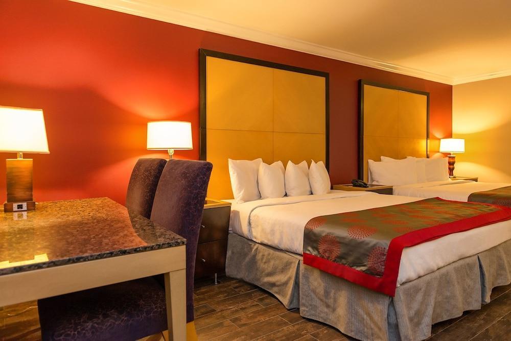 Ramada By Wyndham Miami Springs/miami International Airport