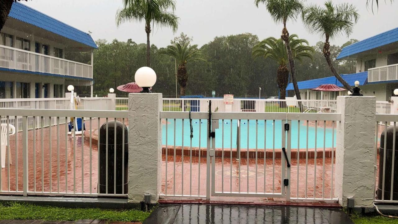6-daytona Beach, Fl - Speedway Hotel 2*