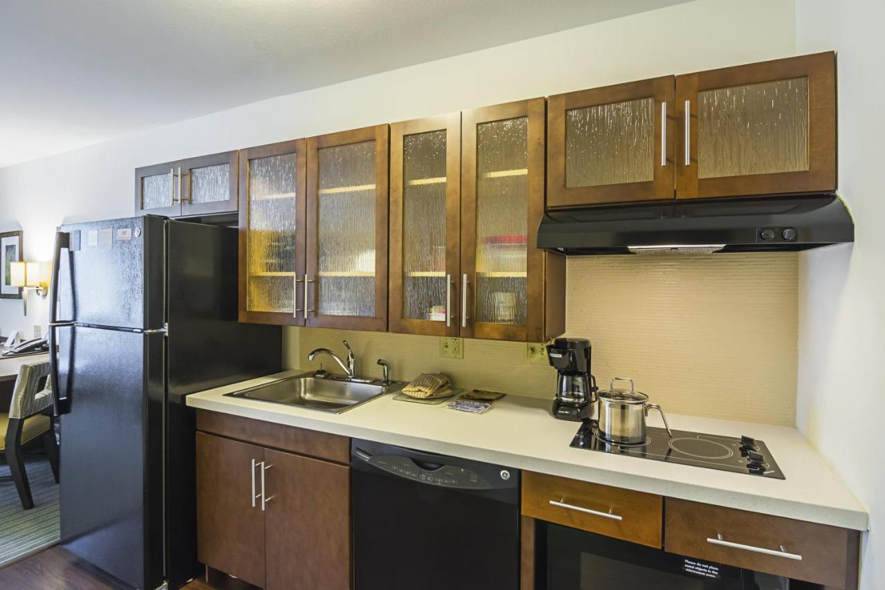 Hotel Candlewood Suites - Pensacola - University Area By Ihg