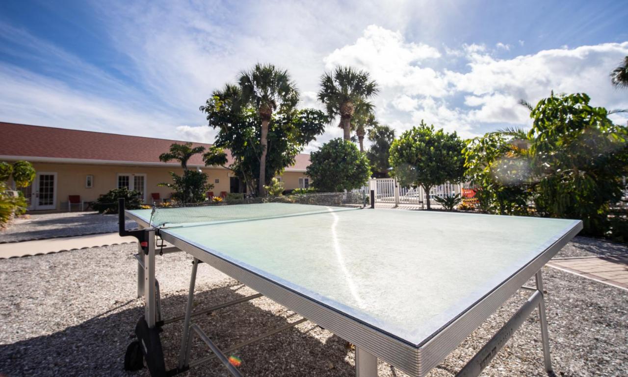 Motel Island Sun & - Venice, Florida Historic Downtown & Getaway Venice