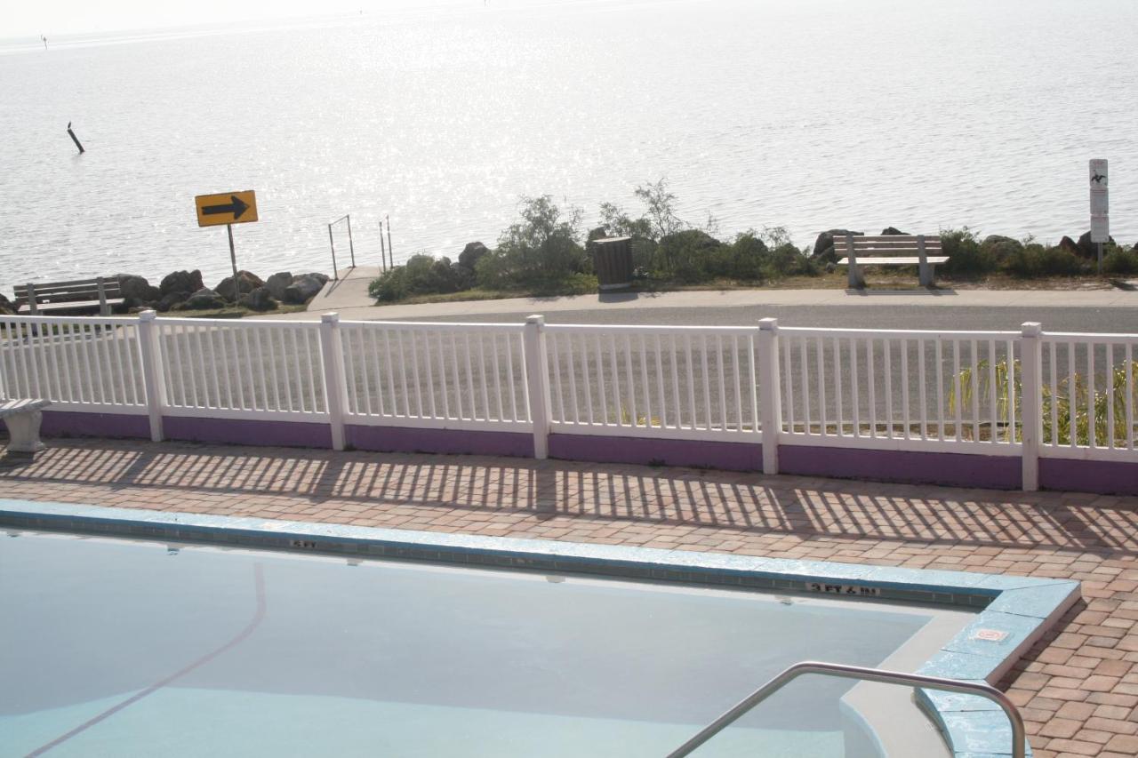 Beach Front Motel