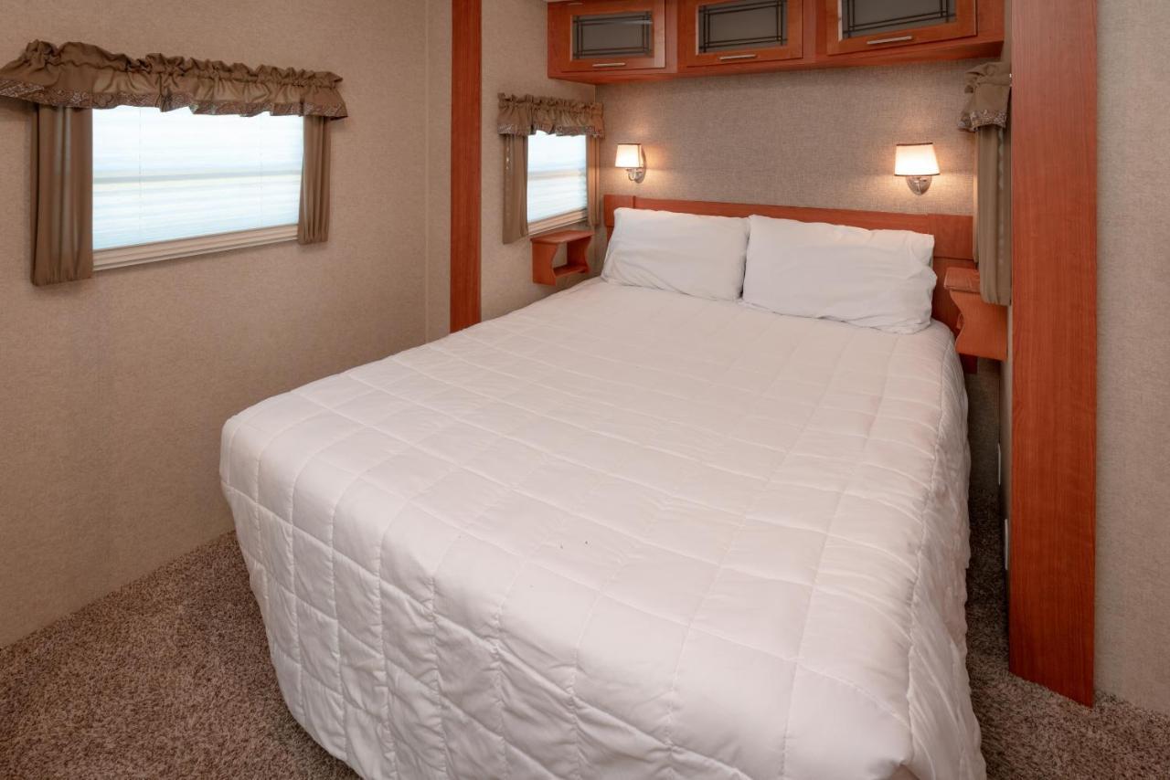 Rv