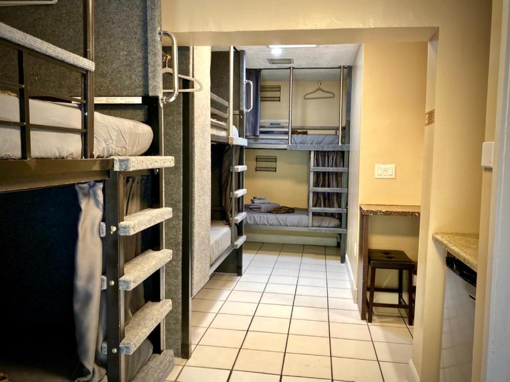 Hostel Sheridan *