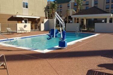 Candlewood Suites - Pensacola - University Area By Ihg Hotel 3*