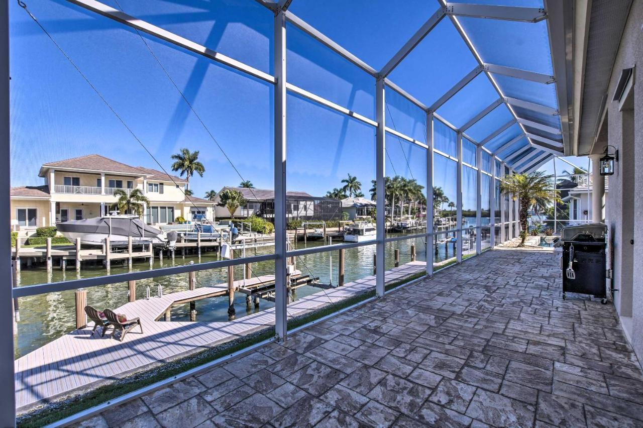 Holiday home Luxury Island Oasis With Pool And Dock, 1 Mi To Beach!