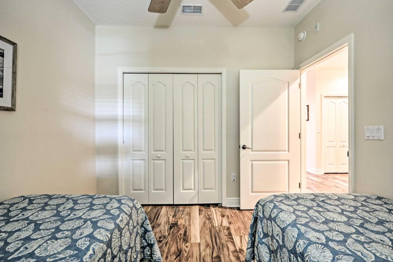 Riverfront Getaway With Amenities! *