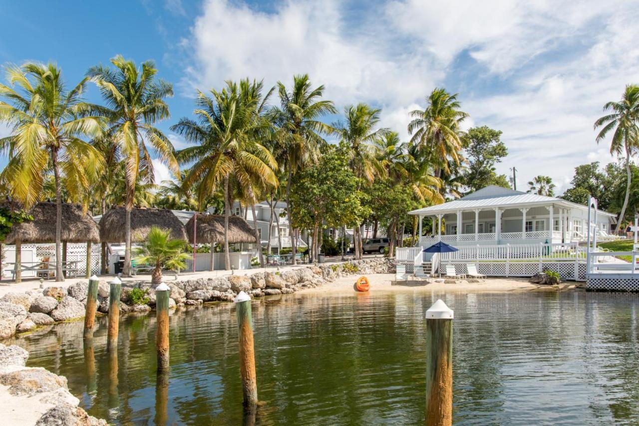 Amoray Dive Hotel
