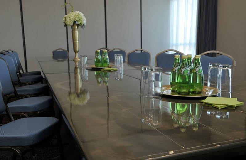 Hotel Staybridge Fl By Ihg St. Petersburg