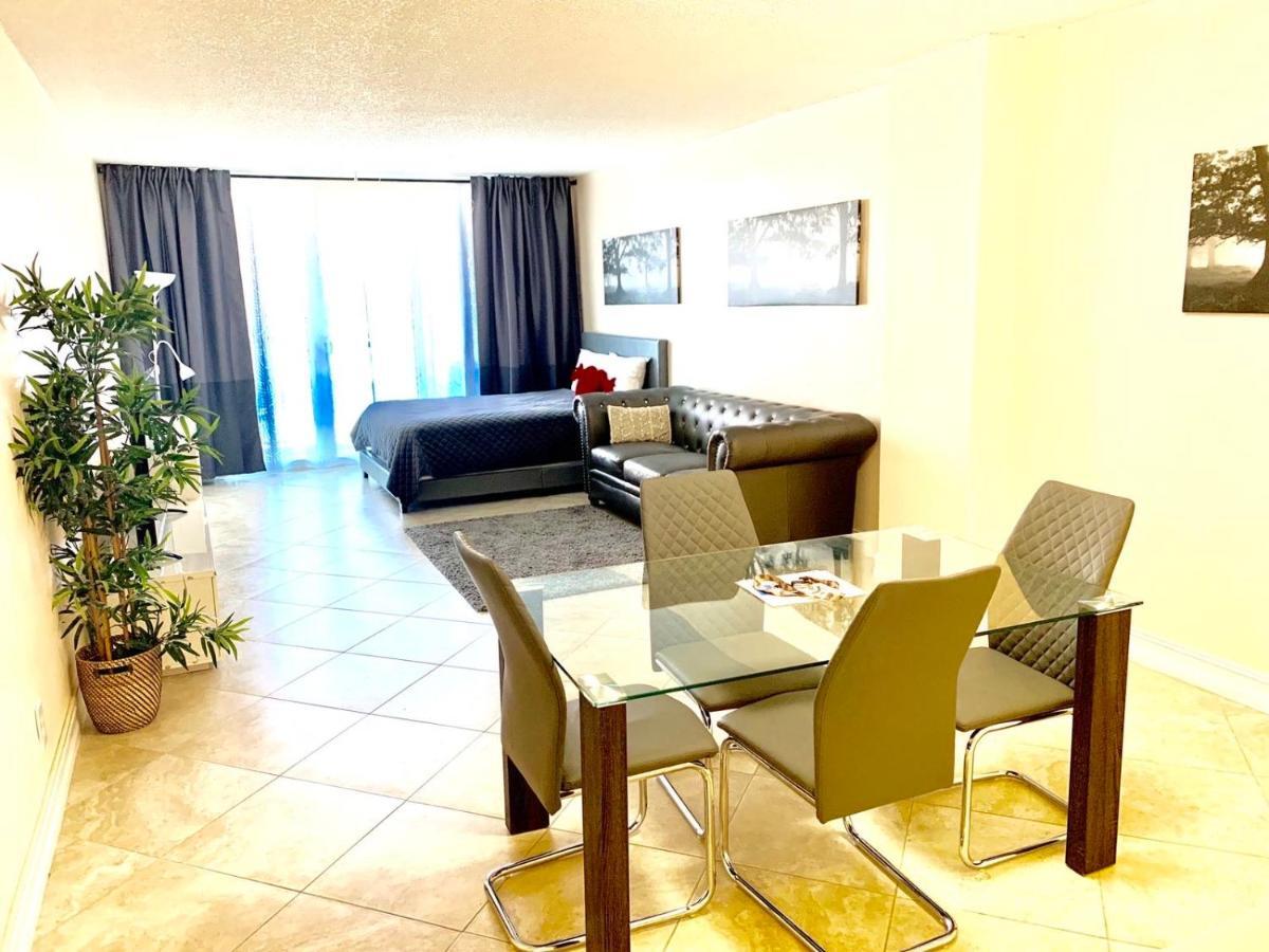 Sunny Isles Aparment Apartment